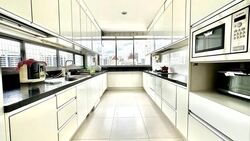 Latitude (D10), Condominium #510536621